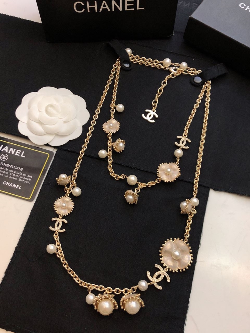 Ch**el necklaces